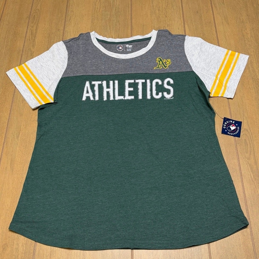G-III 4Her Oakland Athletics T-Shirt Womens XL Green MLB Sequin Colorblock New